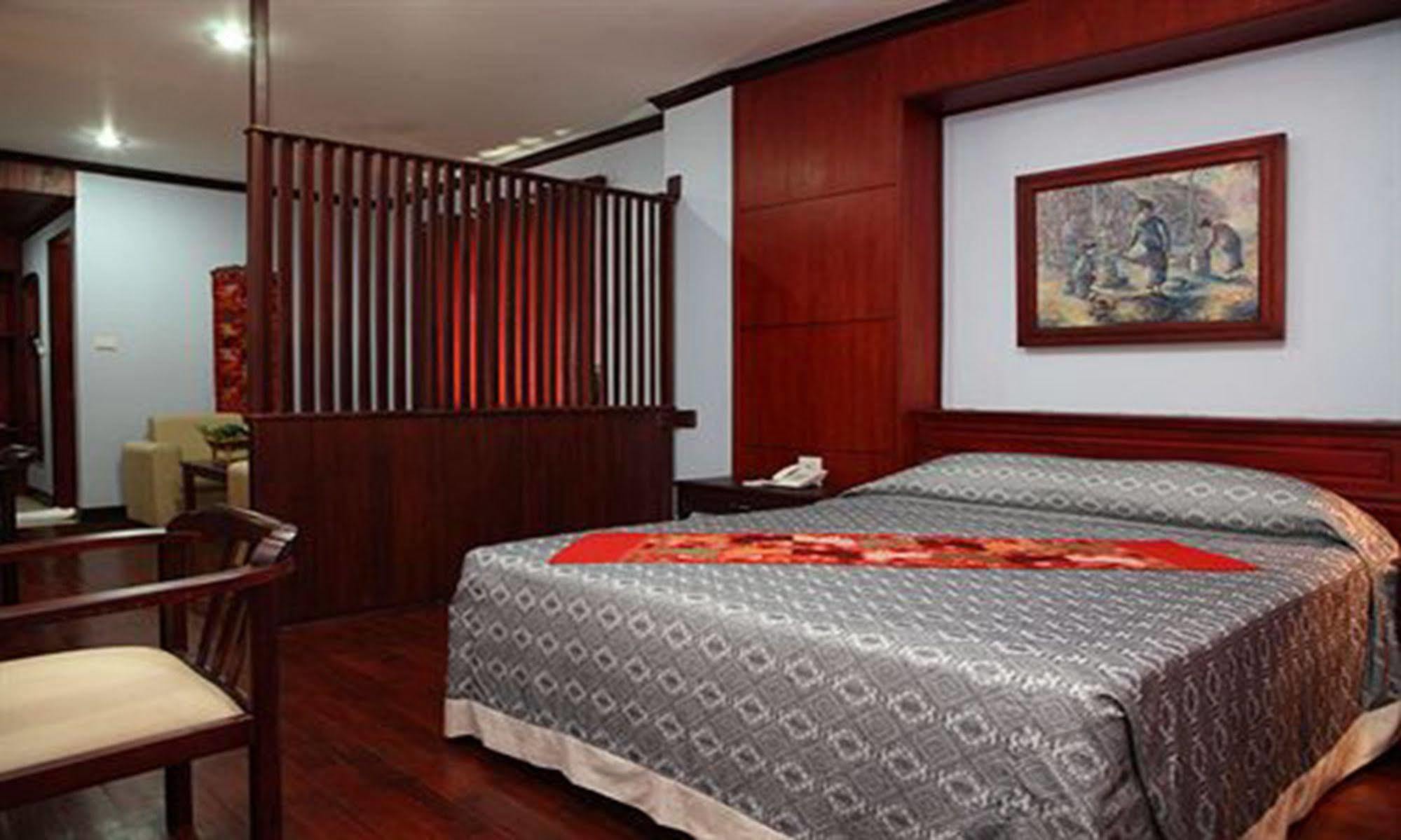 Vansana Riverside Hotel Vientiane Dış mekan fotoğraf