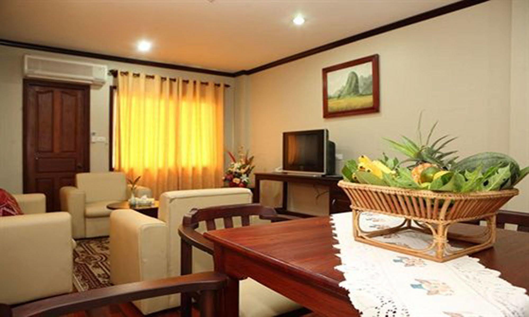 Vansana Riverside Hotel Vientiane Dış mekan fotoğraf