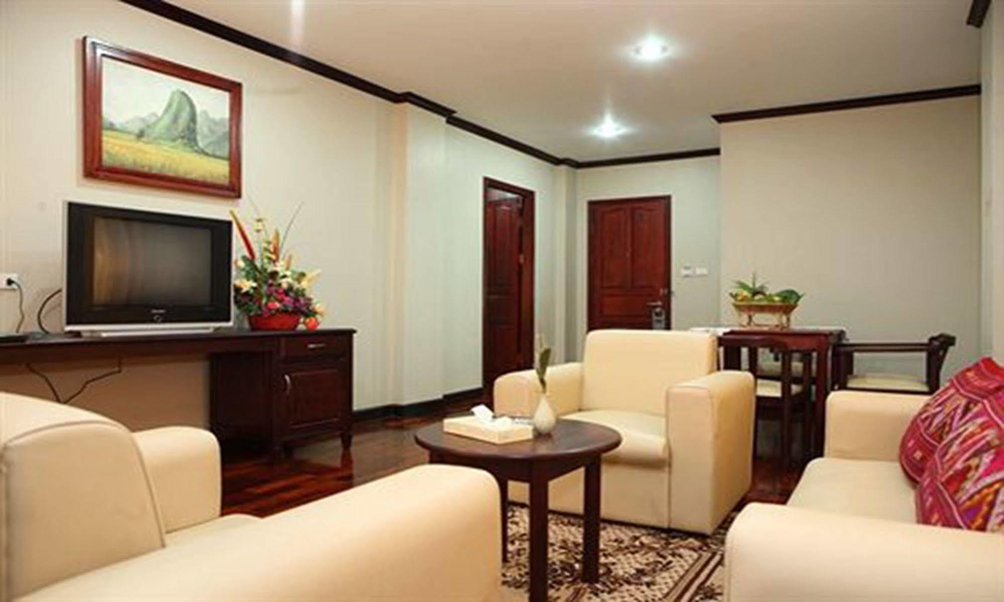 Vansana Riverside Hotel Vientiane Dış mekan fotoğraf